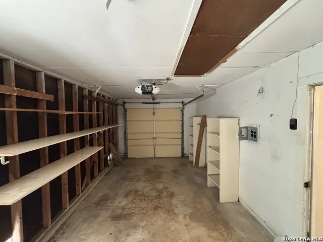 7514 VALLEY OAK ST Live Oak, TX 78233