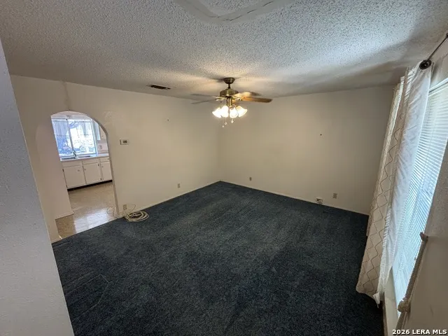 7514 VALLEY OAK ST Live Oak, TX 78233