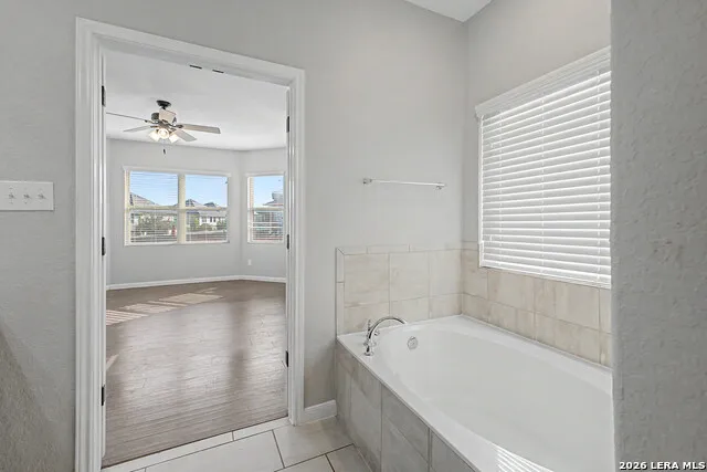 888 MAPLE DR New Braunfels, TX 78130
