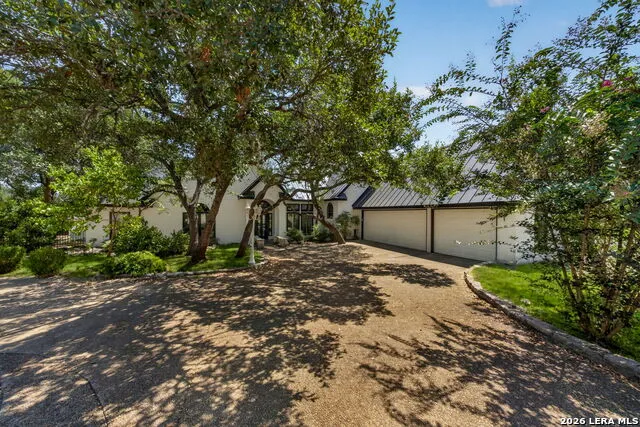 29440 RED BUD HL Fair Oaks Ranch, TX 78015