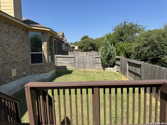 9827 Catell Boerne, TX 78006