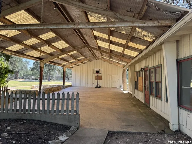 9827 Catell Boerne, TX 78006