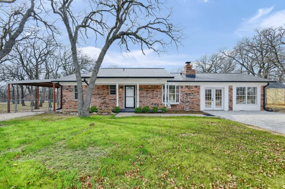 191 Seneca Trail S Nocona, TX 76255
