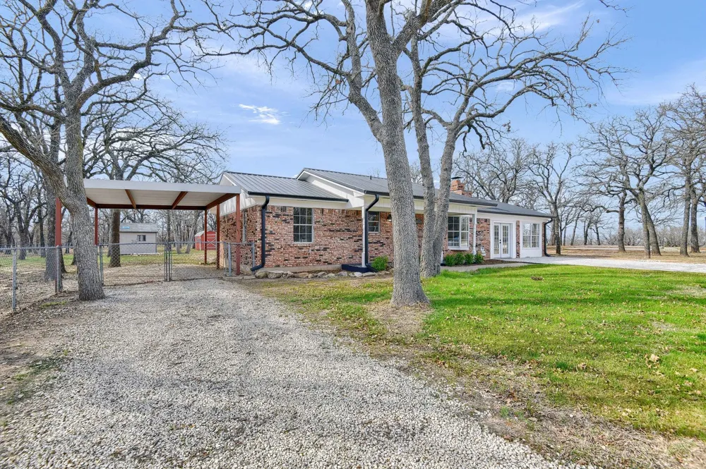 191 Seneca Trail S Nocona, TX 76255