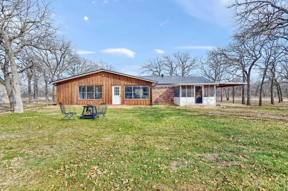 191 Seneca Trail S Nocona, TX 76255