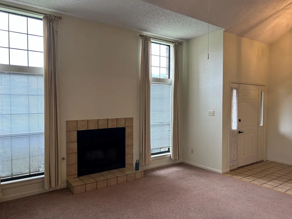 1225 Eaton Lane Grapevine, TX 76051