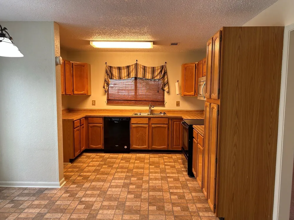 1225 Eaton Lane Grapevine, TX 76051