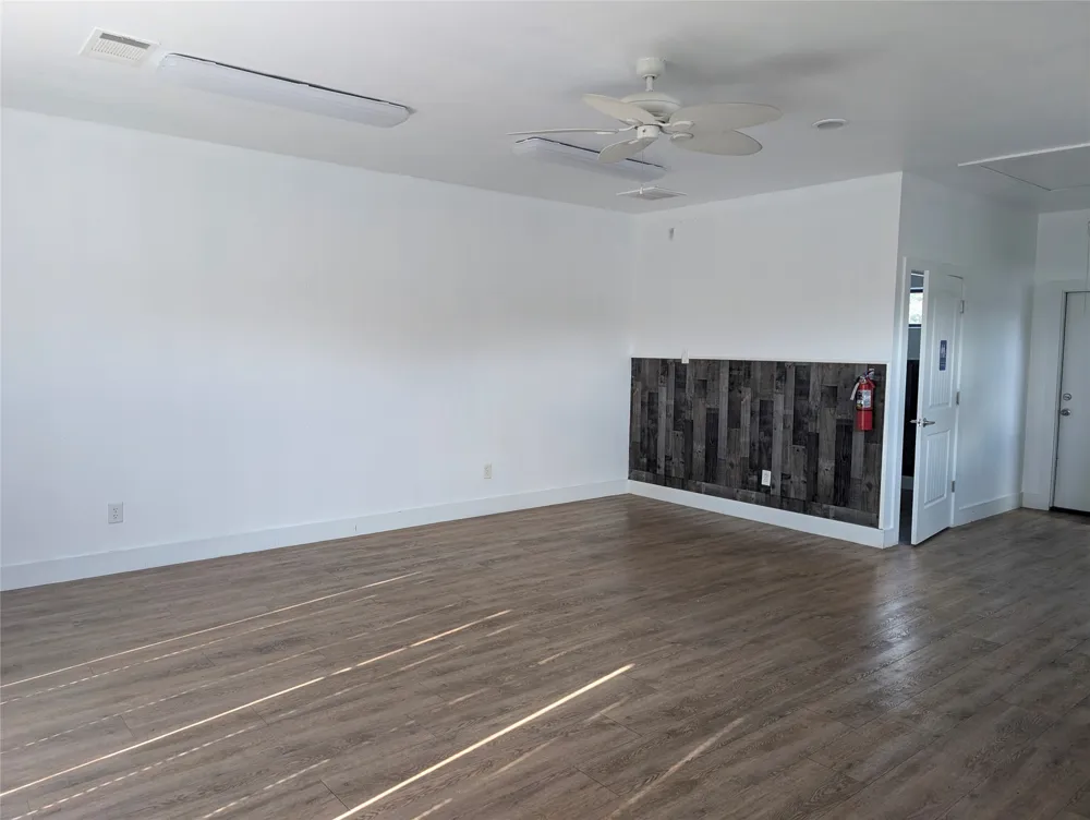 431 State Highway 342 Red Oak, TX 75154