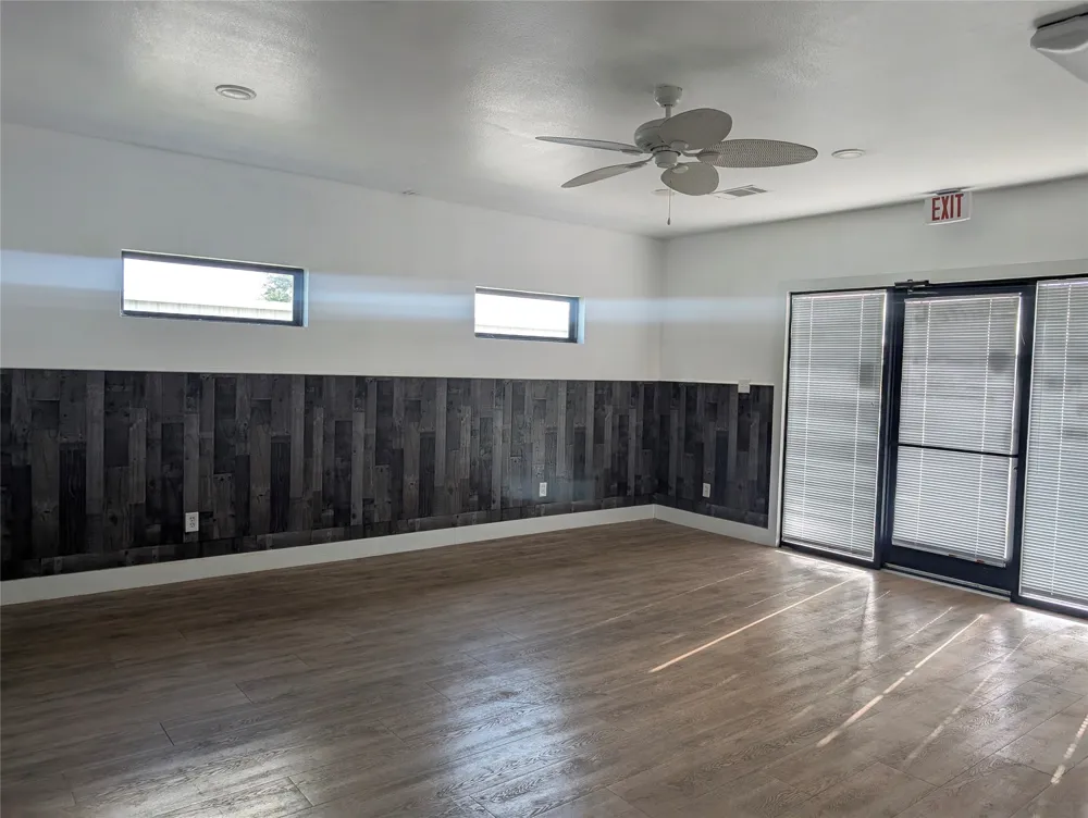 431 State Highway 342 Red Oak, TX 75154