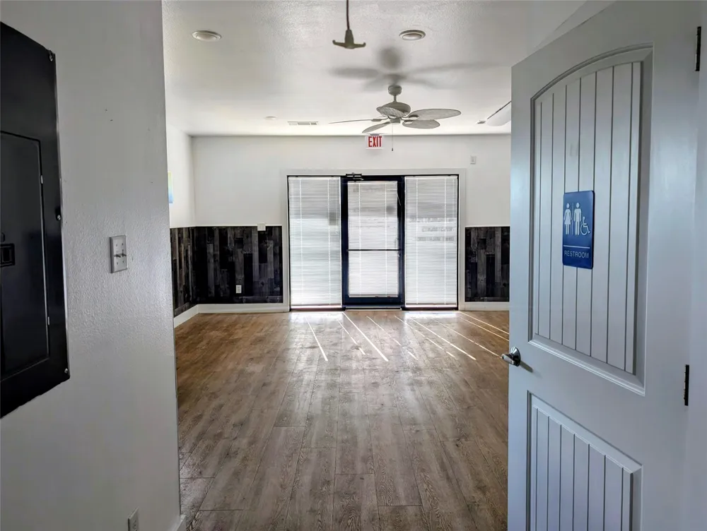 431 State Highway 342 Red Oak, TX 75154