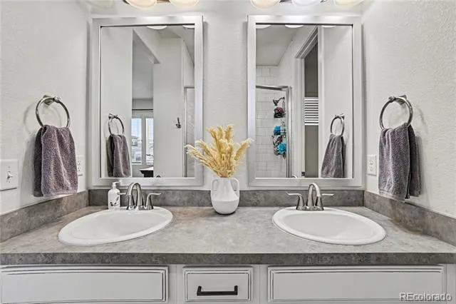 8863 Fraser River Loop Littleton, CO 80125