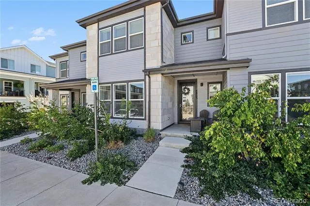 8863 Fraser River Loop Littleton, CO 80125