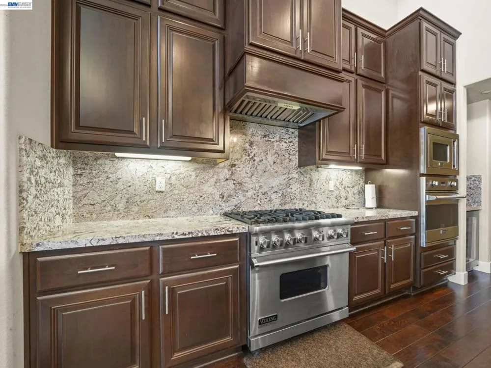 65 Stonebrae Rd Hayward, CA 94542