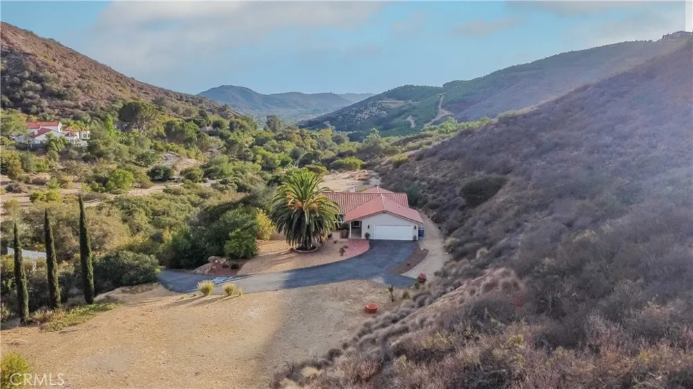 45251 La Cruz Dr Temecula, CA 92590