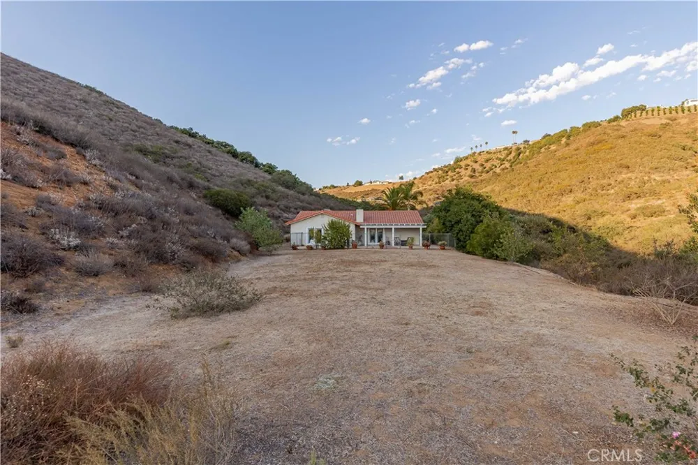 45251 La Cruz Dr Temecula, CA 92590