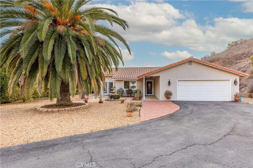 45251 La Cruz Dr Temecula, CA 92590