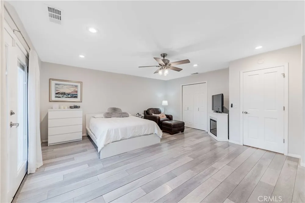 45251 La Cruz Dr Temecula, CA 92590