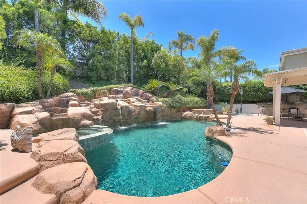 1687 Morning Terrace Chino Hills, CA 91709
