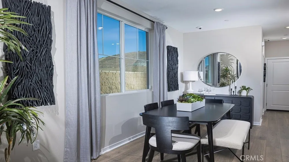 33250 Opal Glass Drive French Valley, CA 92596
