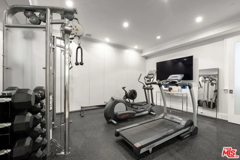 448 21st Street Santa Monica, CA 90402