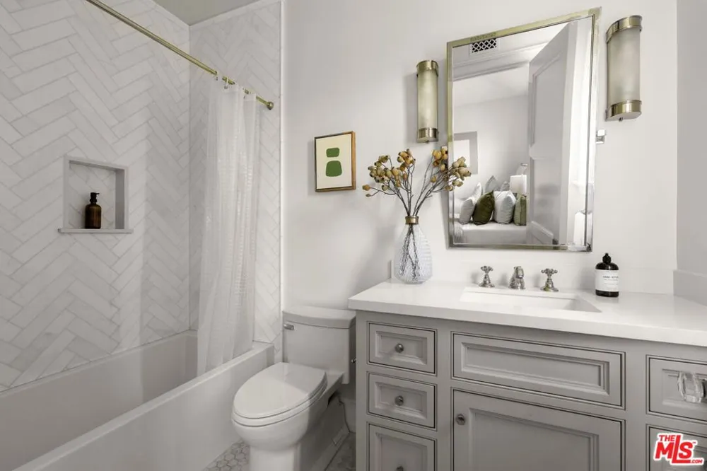 448 21st Street Santa Monica, CA 90402