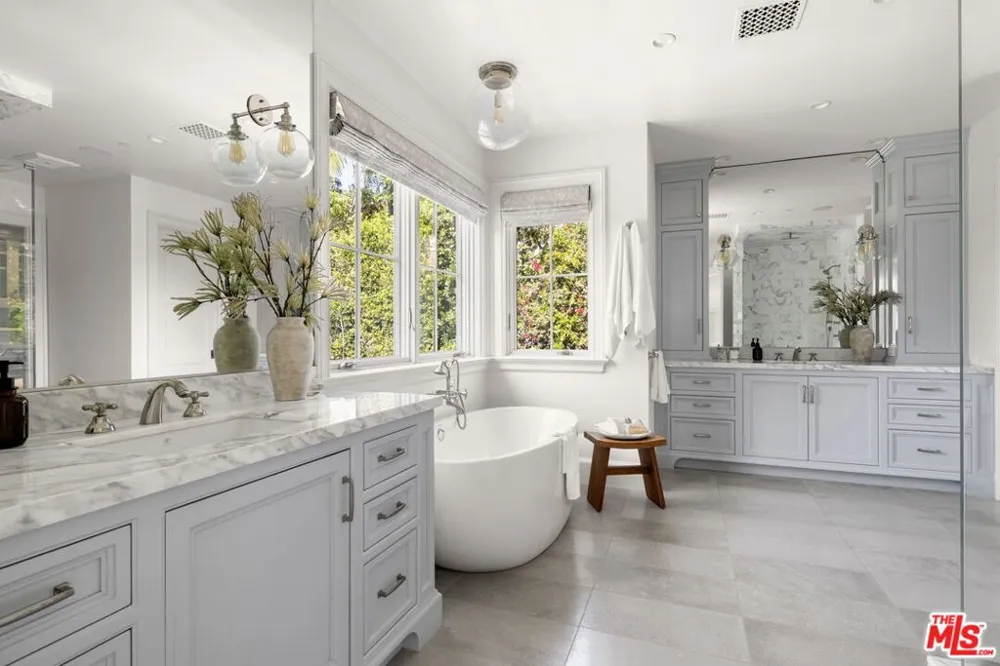 448 21st Street Santa Monica, CA 90402