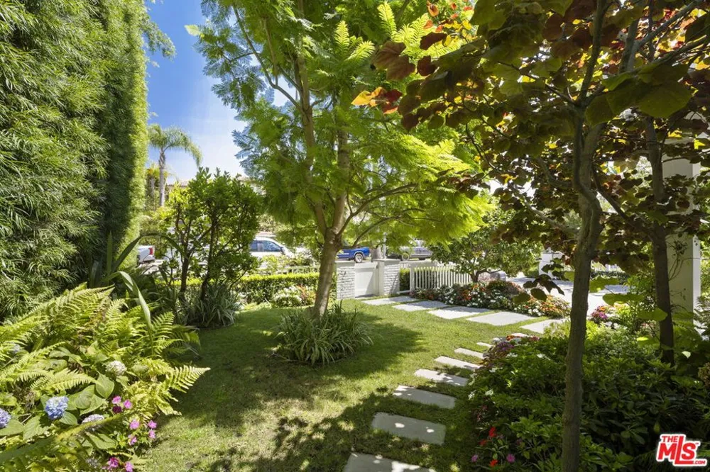 448 21st Street Santa Monica, CA 90402