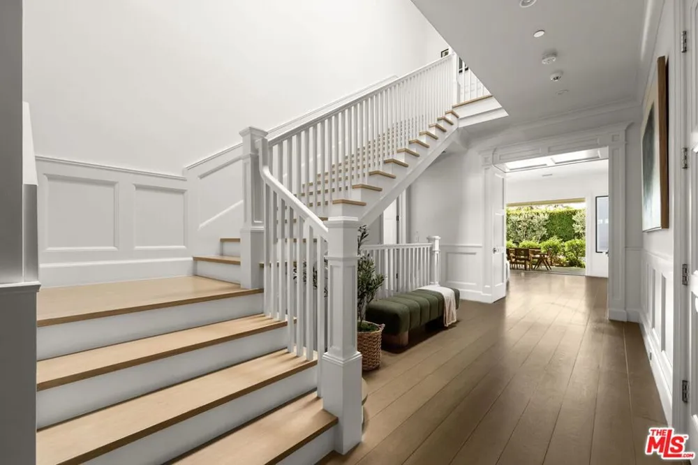 448 21st Street Santa Monica, CA 90402