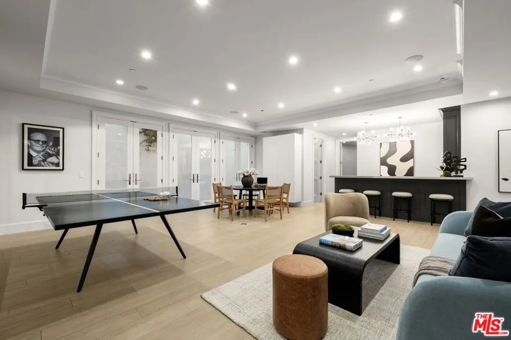 448 21st Street Santa Monica, CA 90402
