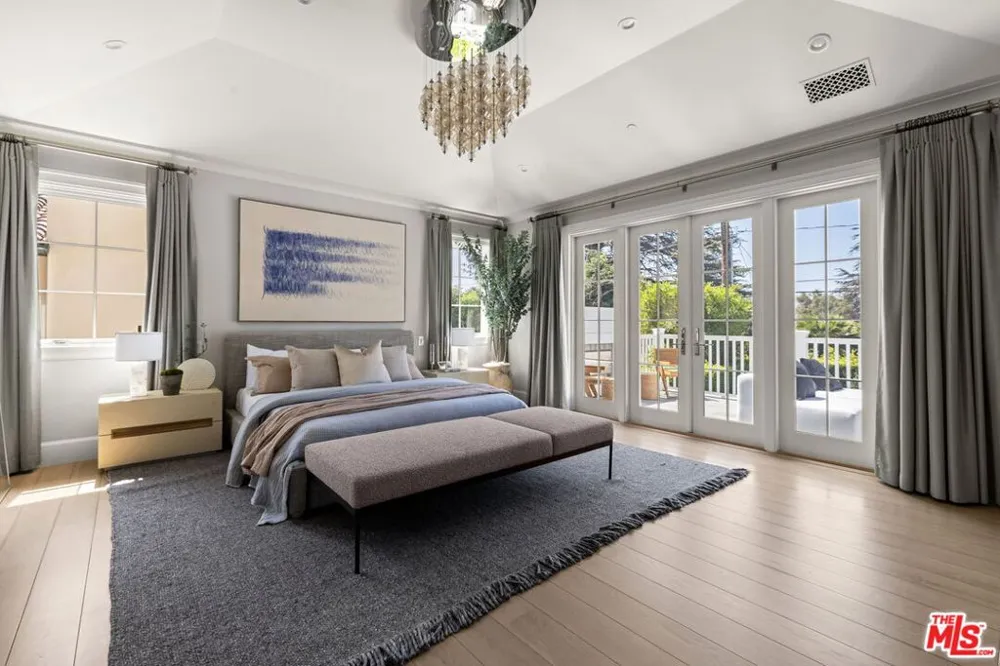 448 21st Street Santa Monica, CA 90402