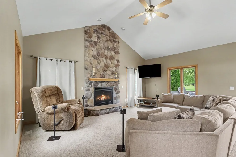 6799 E Rs Avenue E Scotts, MI 49088