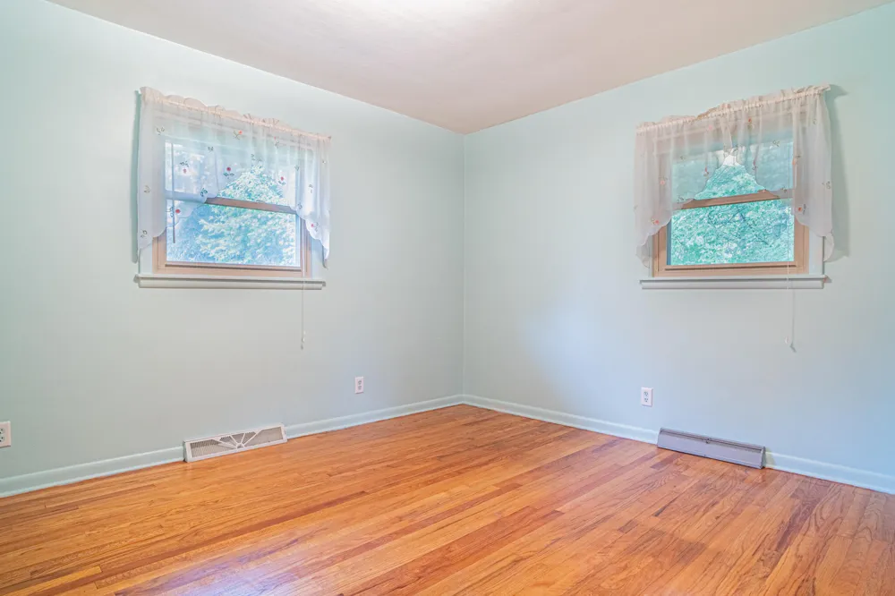 7963 Gull Road Richland, MI 49083