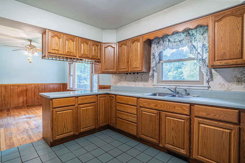 7963 Gull Road Richland, MI 49083