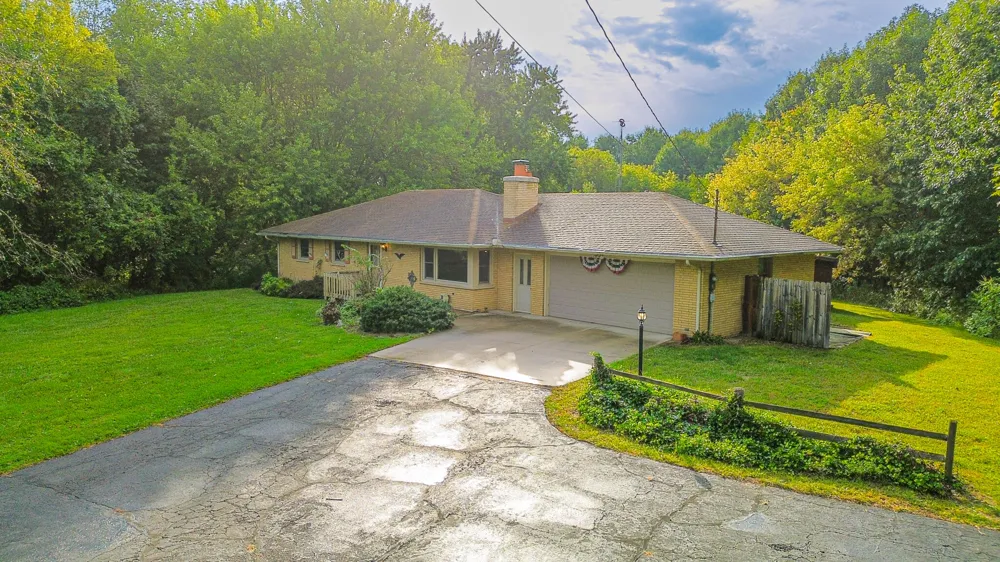 7963 Gull Road Richland, MI 49083