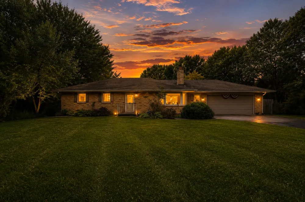 7963 Gull Road Richland, MI 49083
