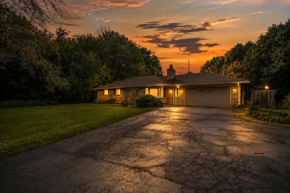 7963 Gull Road Richland, MI 49083