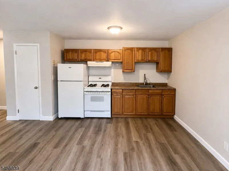 39 Glenridge Ave #2 Unit 2 Montclair, NJ 07042
