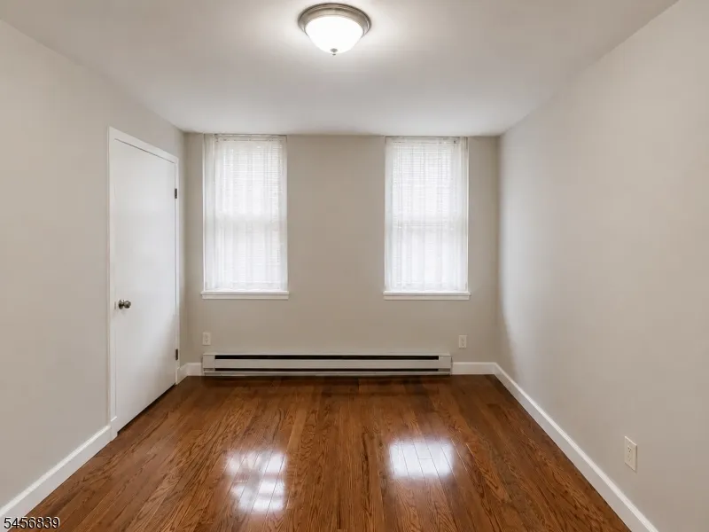 39 Glenridge Ave #2 Unit 2 Montclair, NJ 07042