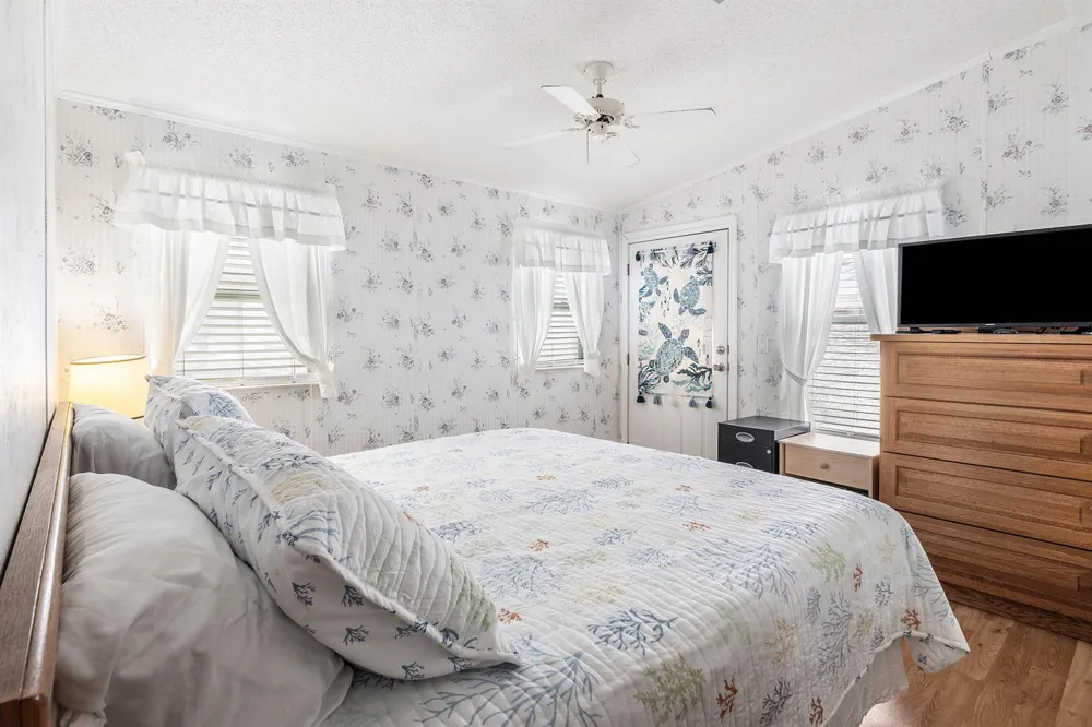 13 Hibiscus Drive #H Briny Breezes, FL 33435
