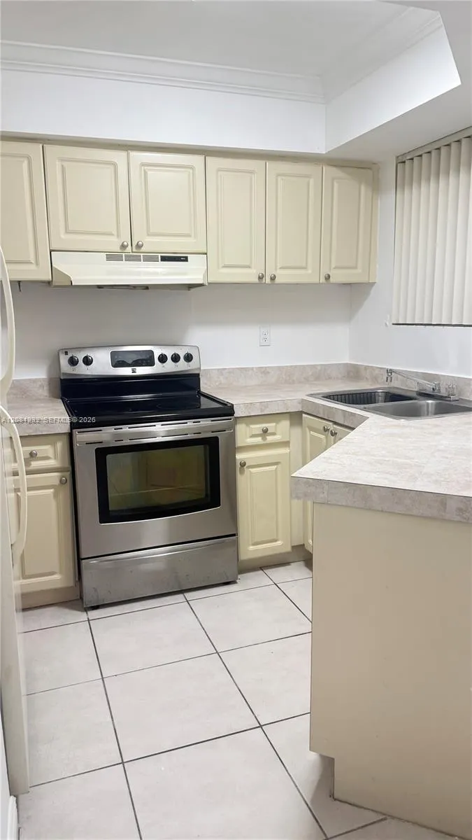 8365 SW 152nd Ave #C-303 Miami, FL 33193