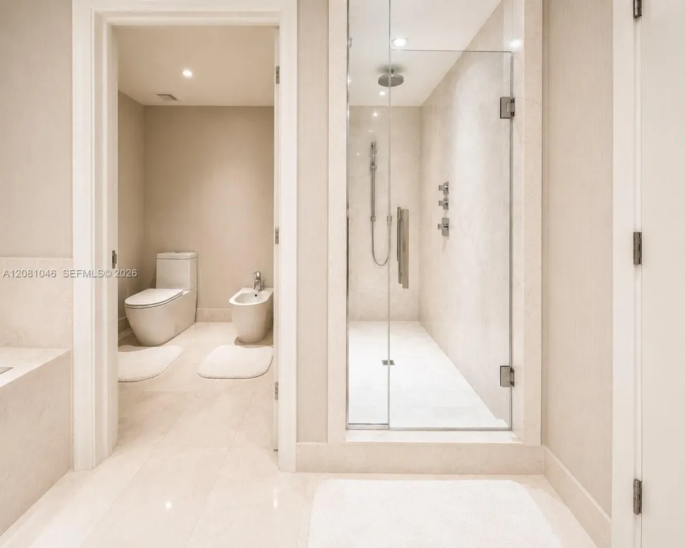 17121 Collins Ave #1905 Sunny Isles Beach, FL 33160