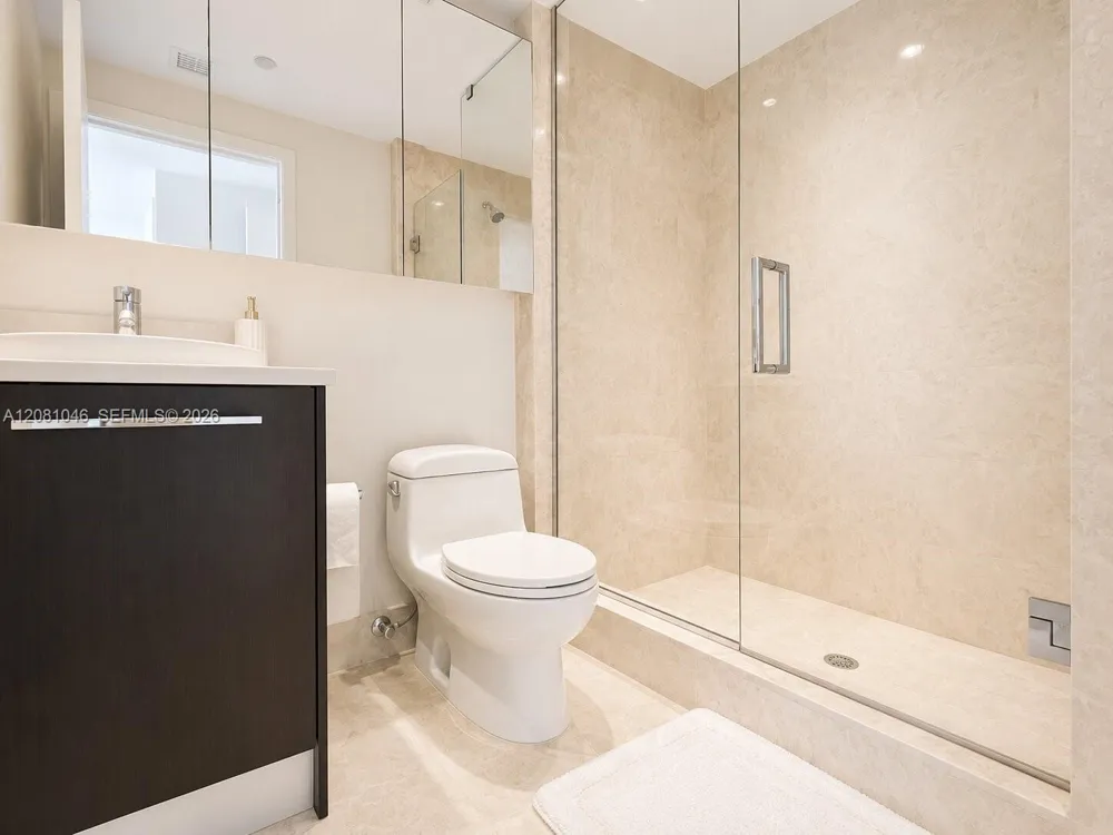 17121 Collins Ave #1905 Sunny Isles Beach, FL 33160