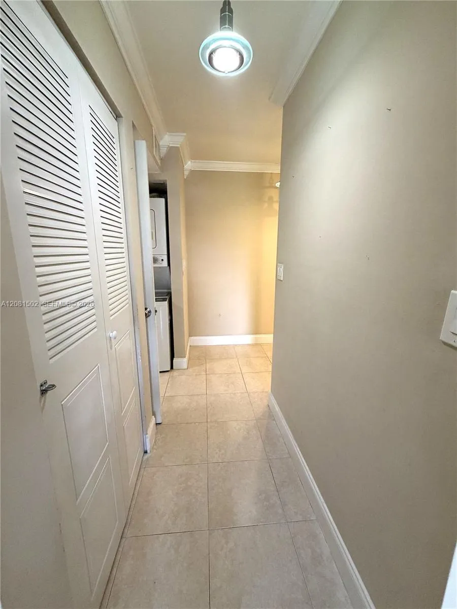 1751 NW 75th Ave #310 Plantation, FL 33313