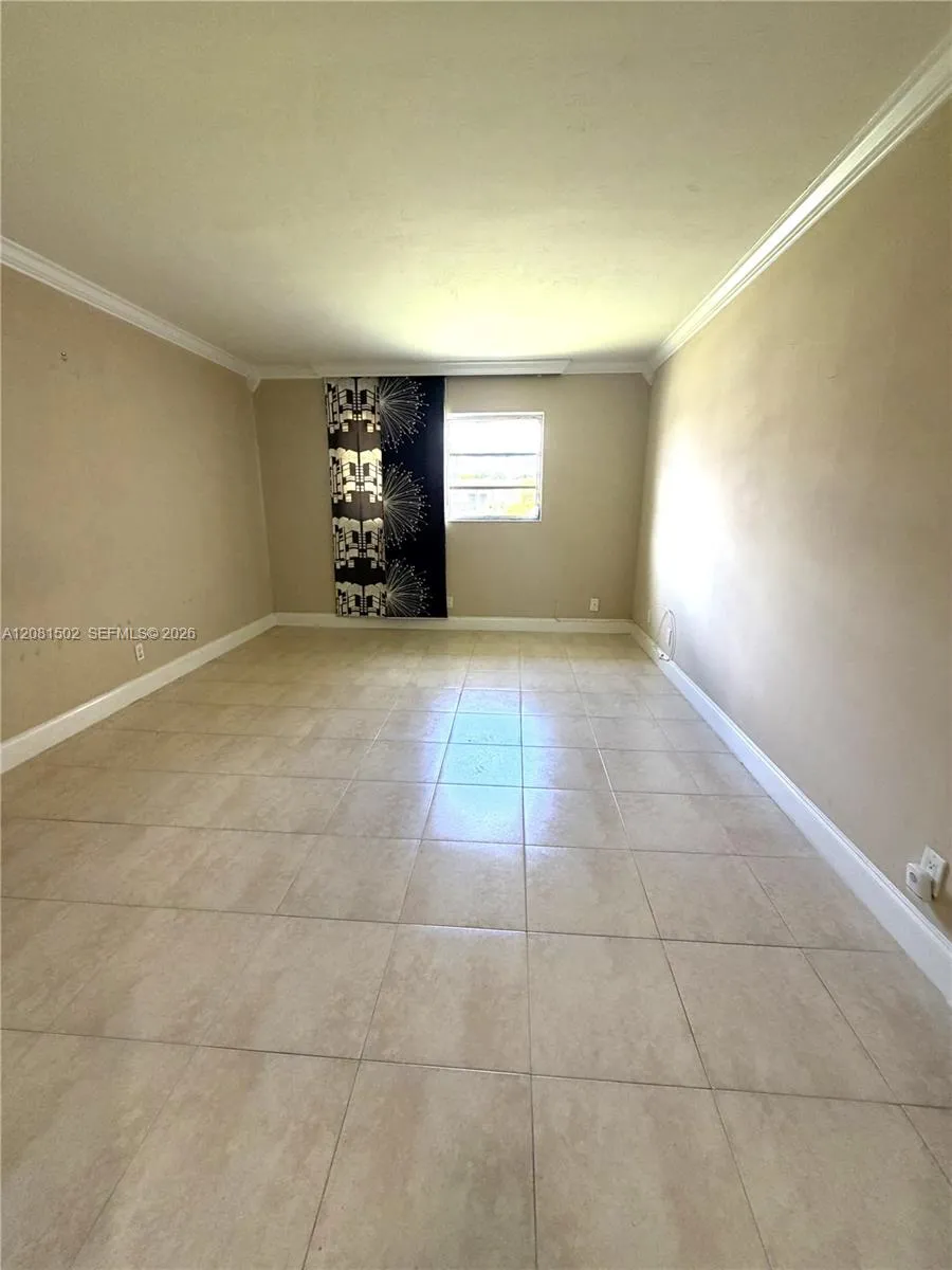 1751 NW 75th Ave #310 Plantation, FL 33313
