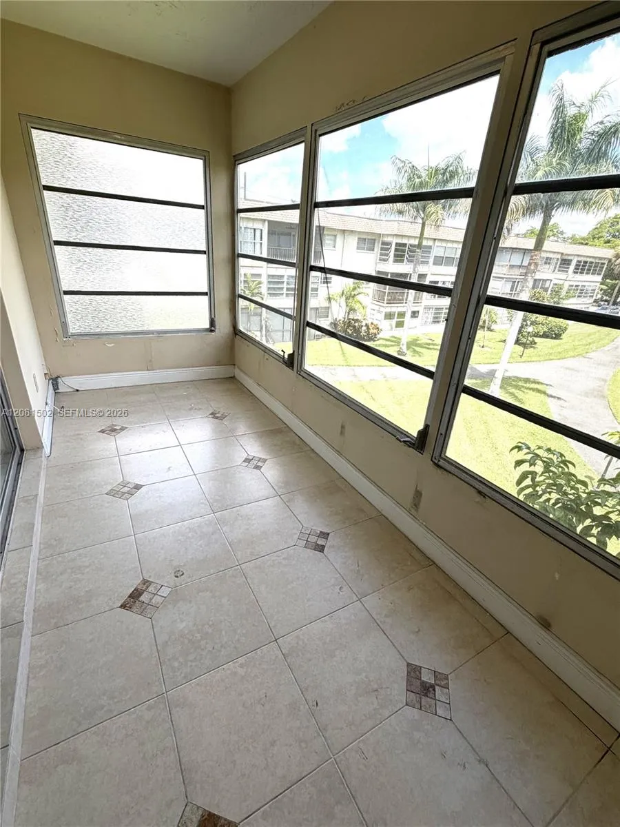 1751 NW 75th Ave #310 Plantation, FL 33313
