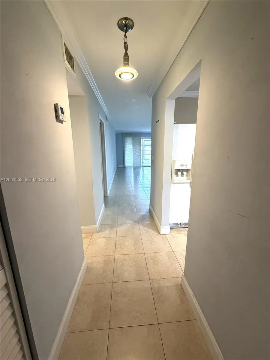 1751 NW 75th Ave #310 Plantation, FL 33313