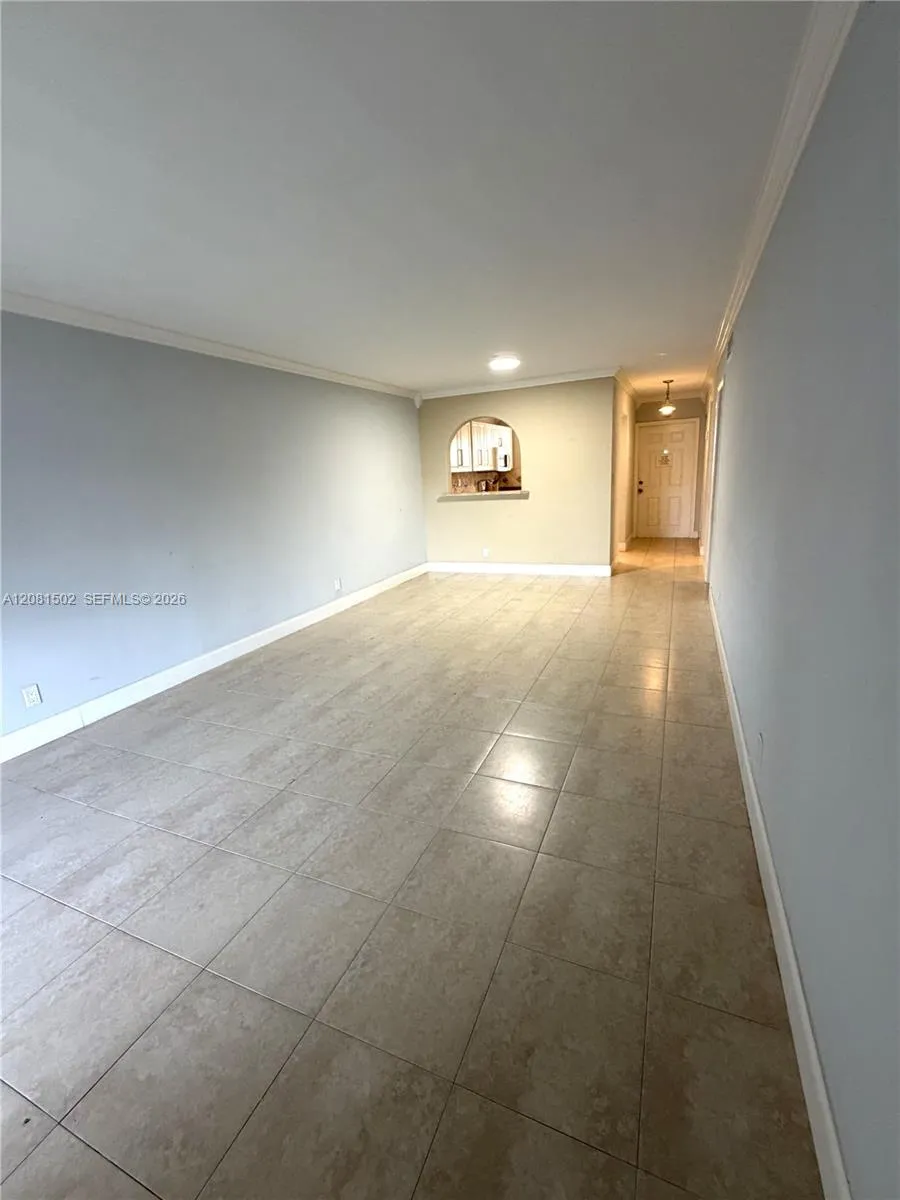 1751 NW 75th Ave #310 Plantation, FL 33313