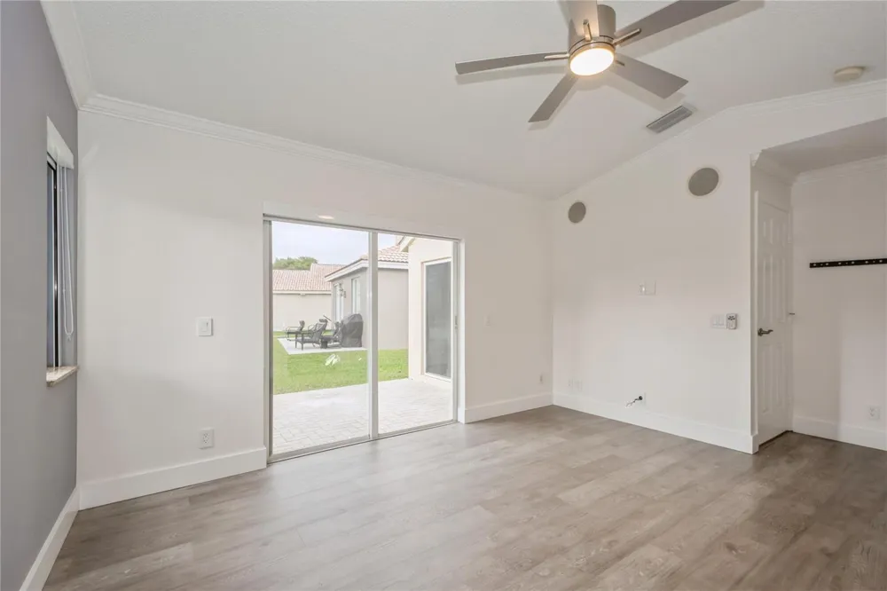 4367 DOGWOOD CIRCLE Weston, FL 33331