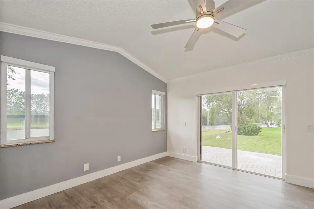 4367 DOGWOOD CIRCLE Weston, FL 33331