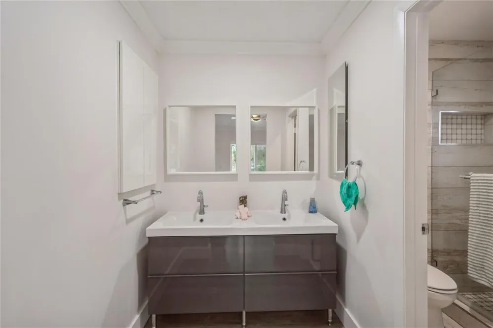 4367 DOGWOOD CIRCLE Weston, FL 33331